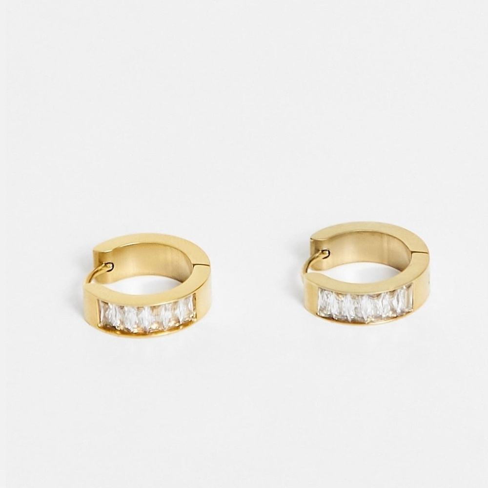 Bohomoon Alexa gold plated stainless steel hoop earrings with baguette crystals